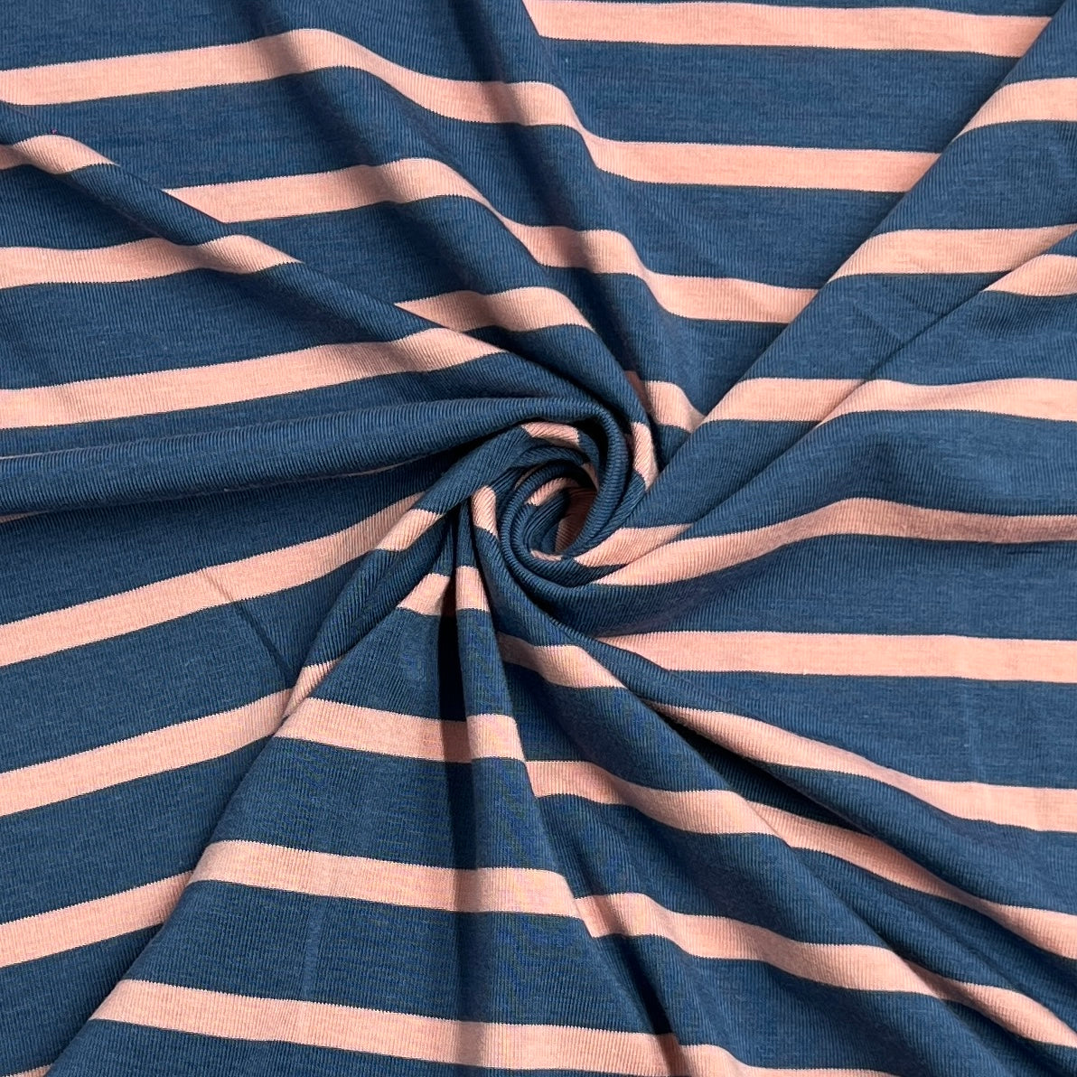 8193