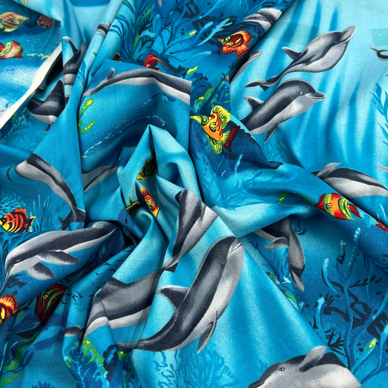In Paradise - Tropical Fish by Hoffman International Fabrics | 100% Cotton Quilting Fabric