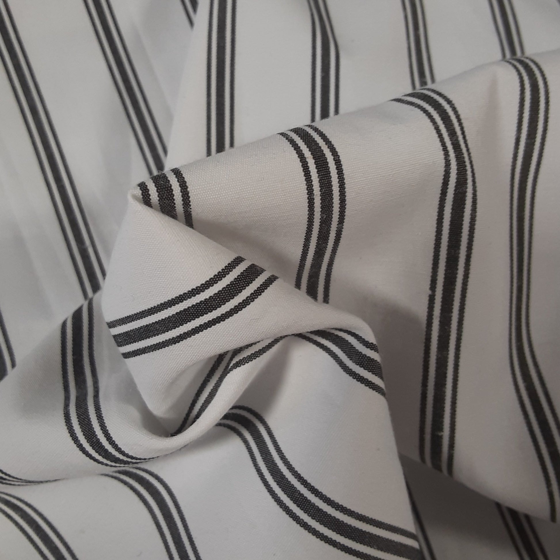 White/Black | Capone Stripe Shirting - SKU 6654 #U147