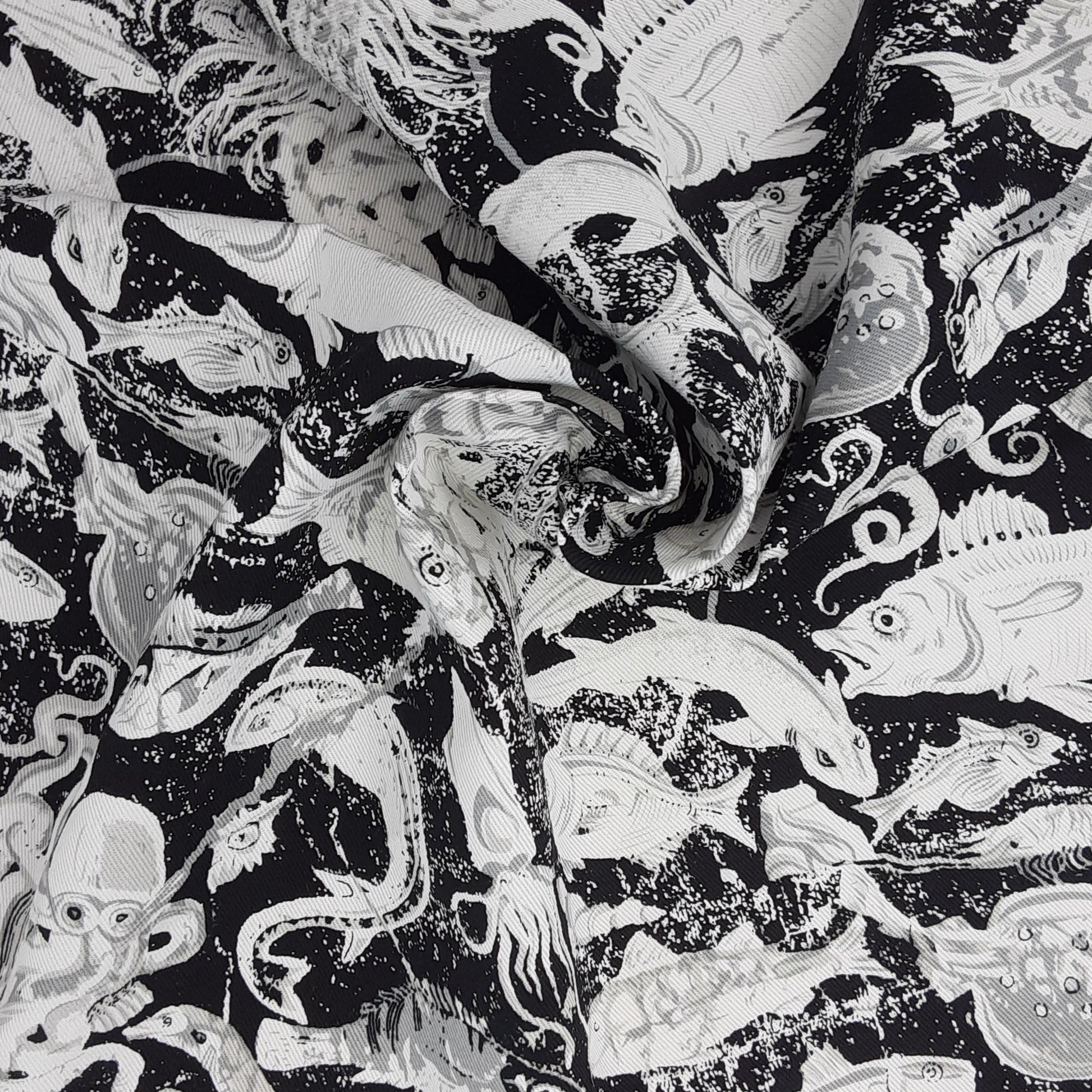 Black/White #S816/817 Fish 7.5 Ounce Twill Print Woven Fabric - SKU 6865
