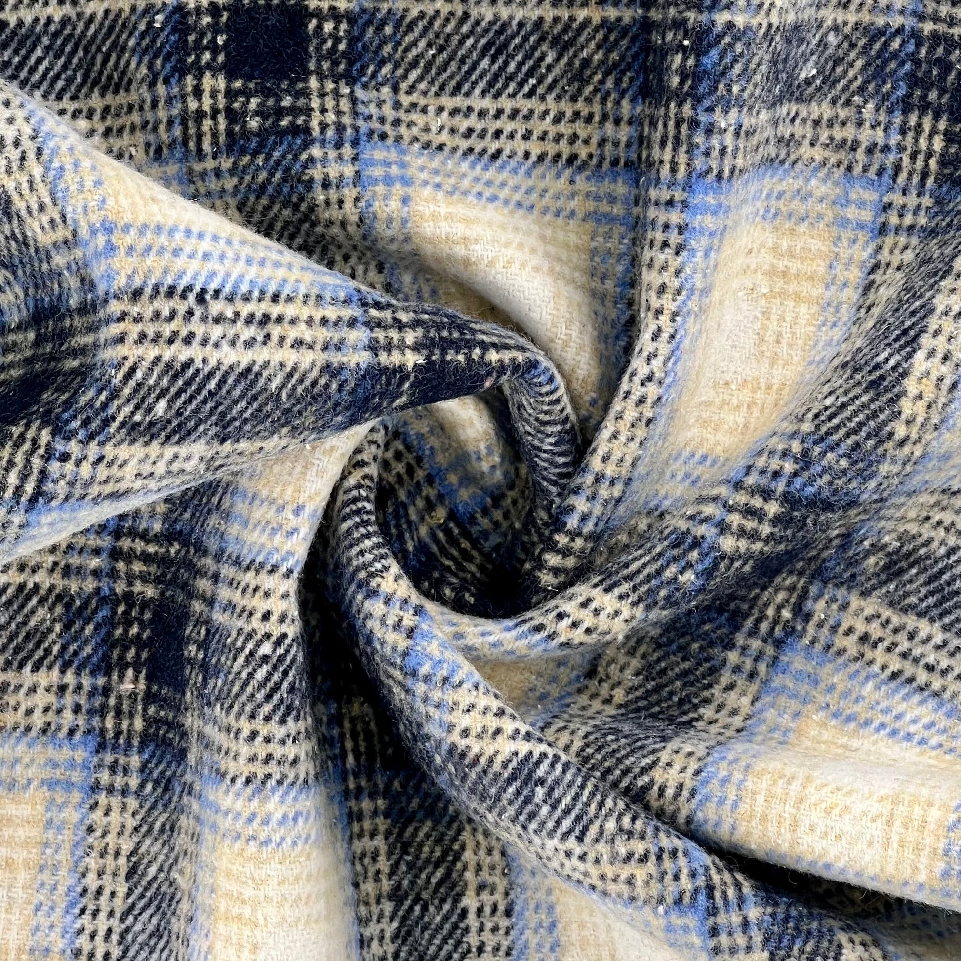 Cool Monochrome | Houndstooth Plaid Flannel